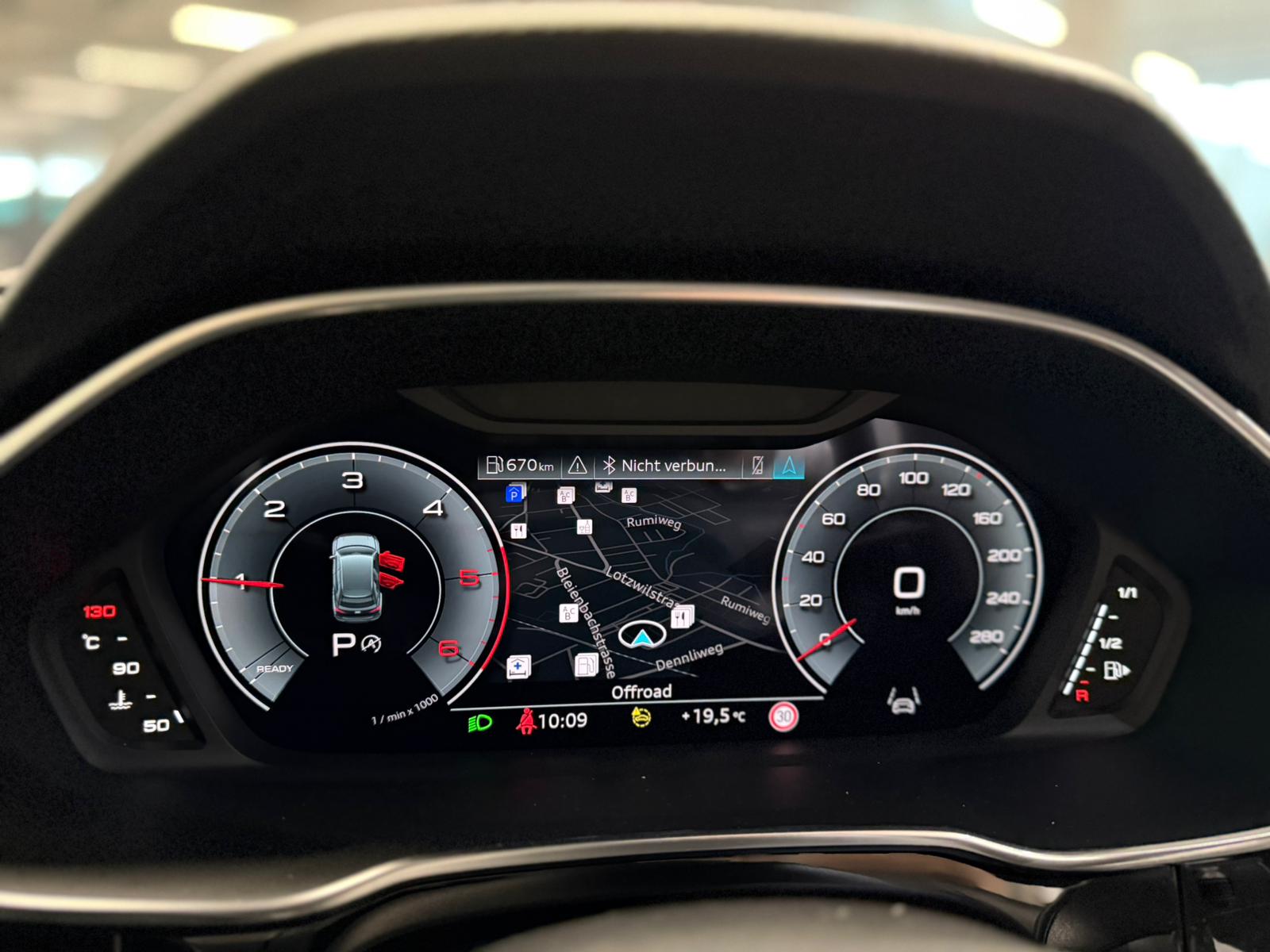 AUDI Q3 Sportback 35 TDI S line quattro S-tronic-image-17