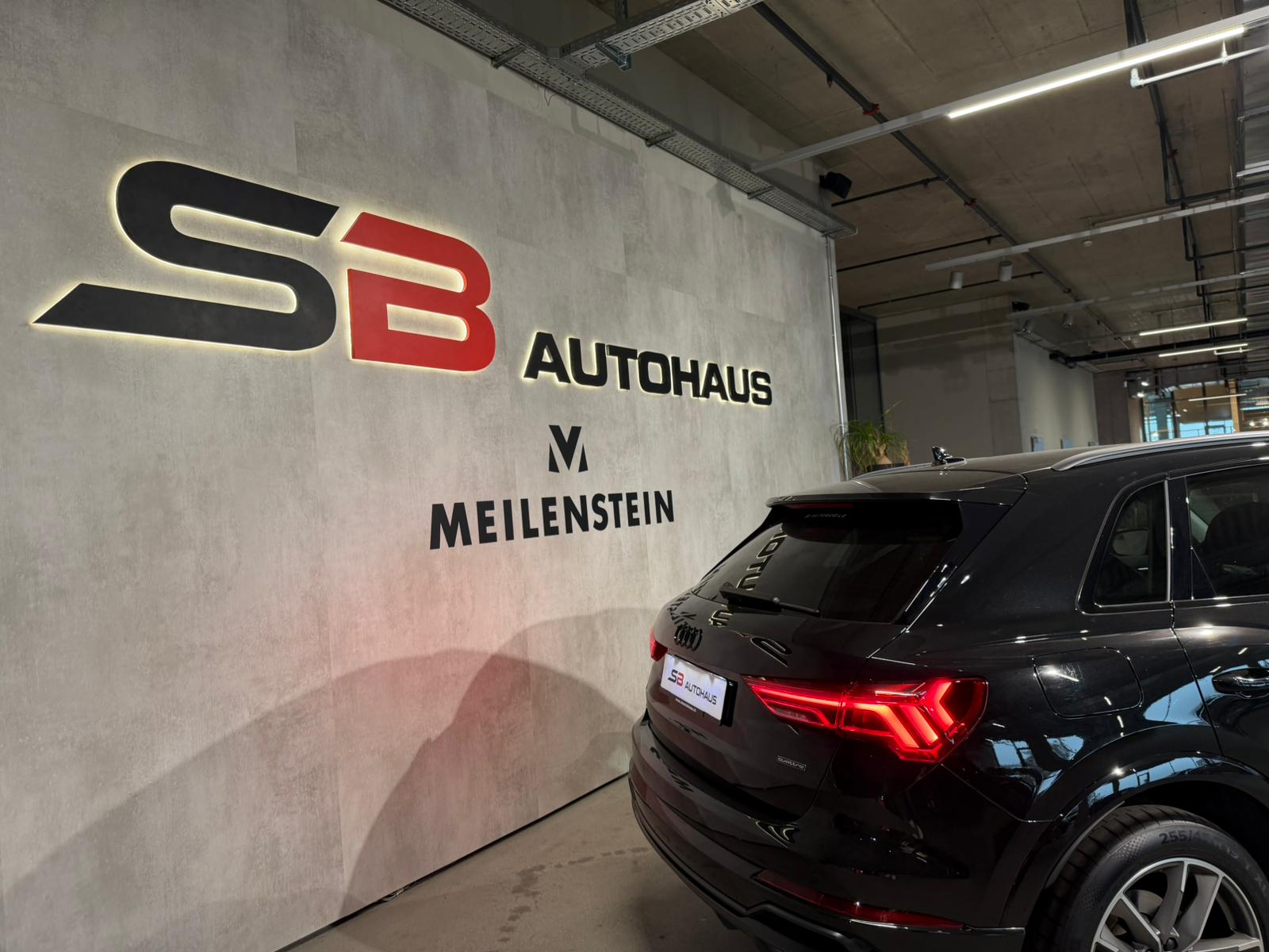 AUDI Q3 Sportback 35 TDI S line quattro S-tronic-image-7