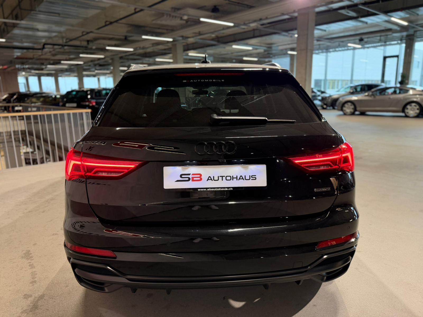 AUDI Q3 Sportback 35 TDI S line quattro S-tronic-image-9