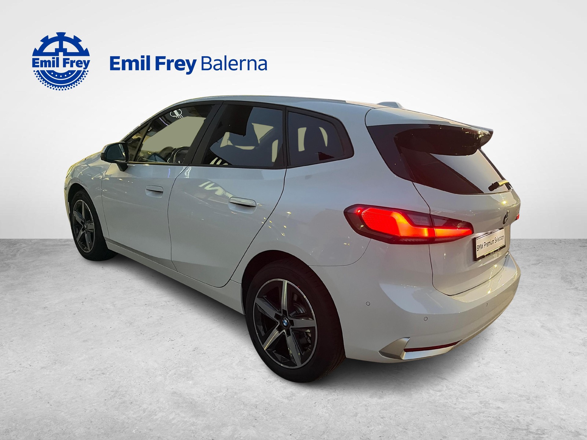 BMW 218d Active Tourer-image-3