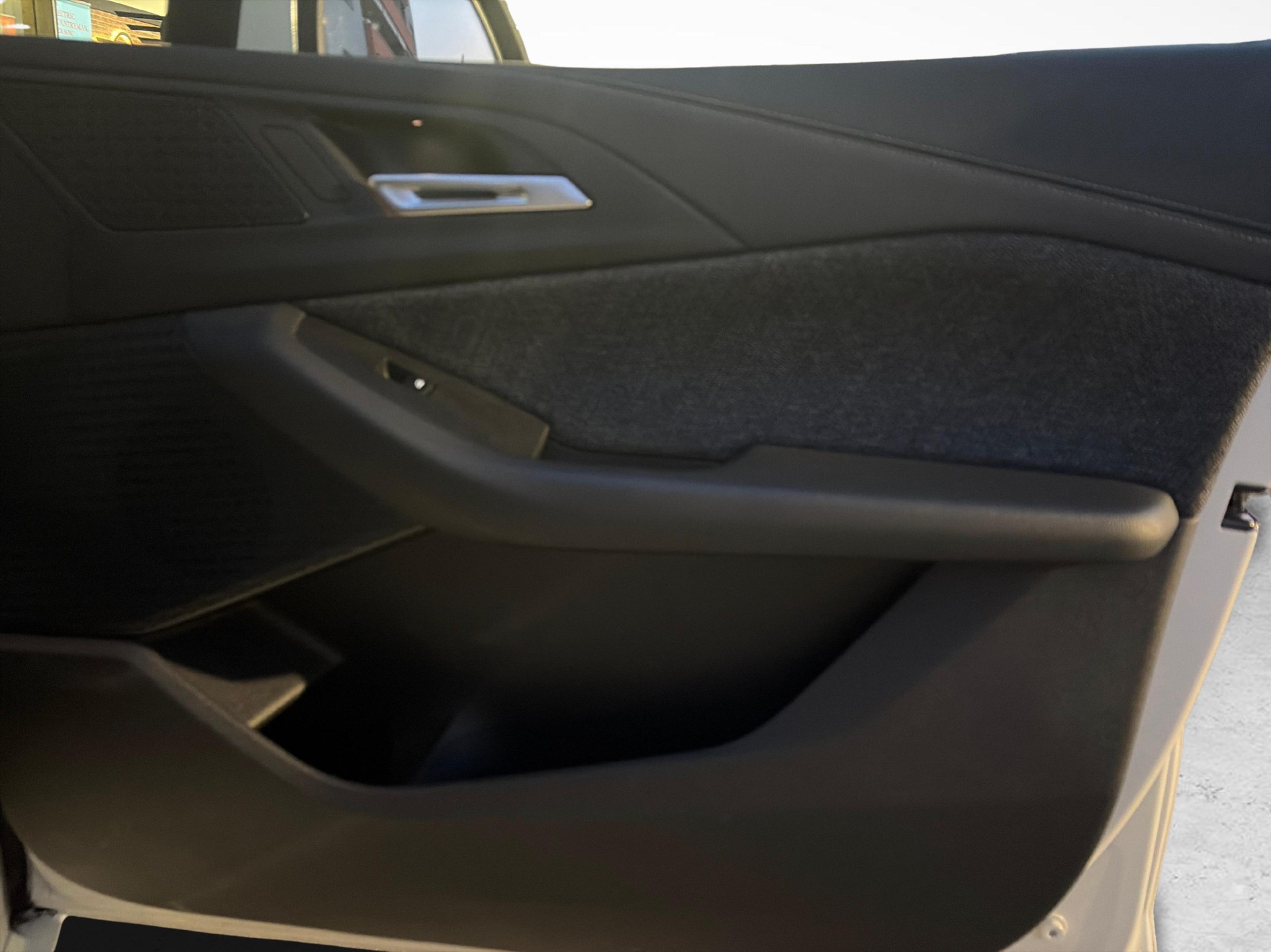 BMW 218d Active Tourer-image-16