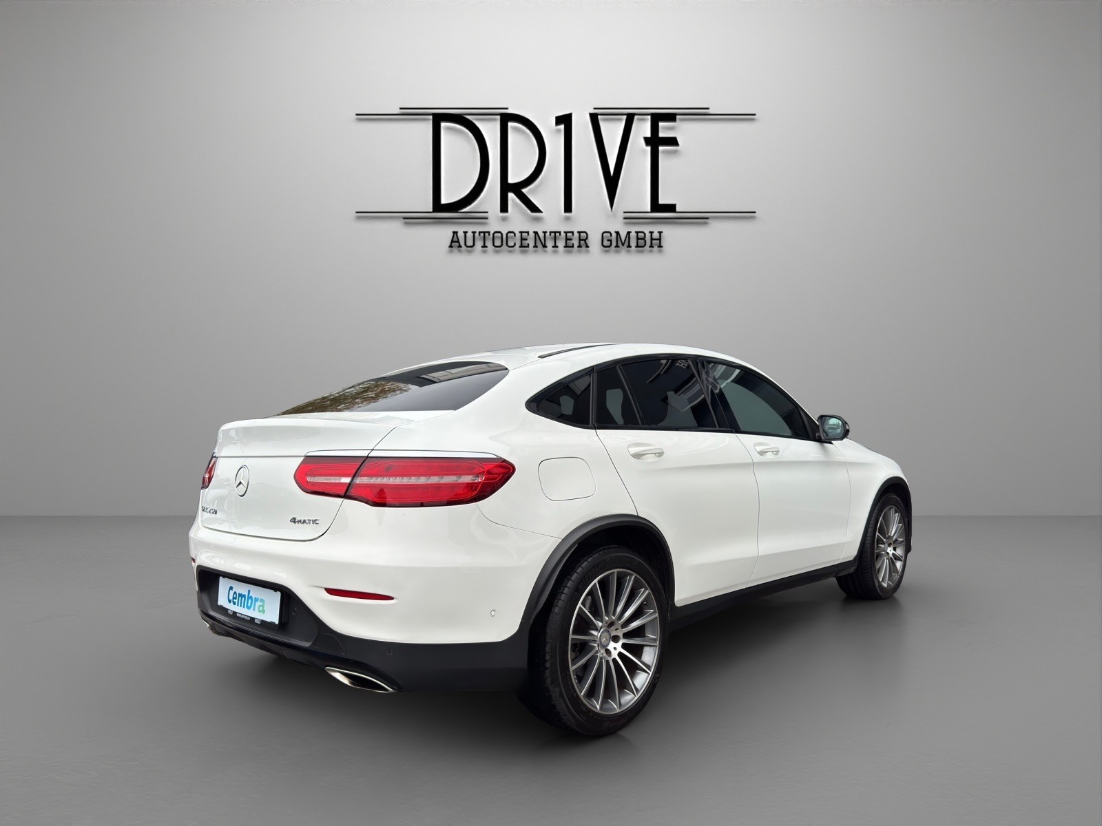 MERCEDES-BENZ GLC Coupé 250 AMG Line 4Matic 9G-Tronic-image-4