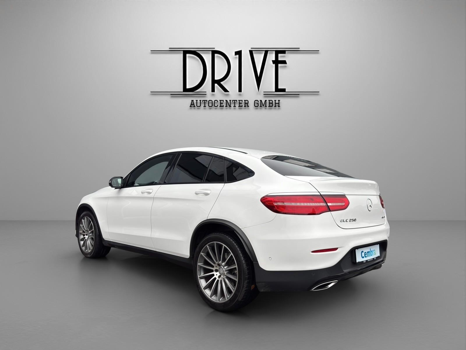 MERCEDES-BENZ GLC Coupé 250 AMG Line 4Matic 9G-Tronic-image-6