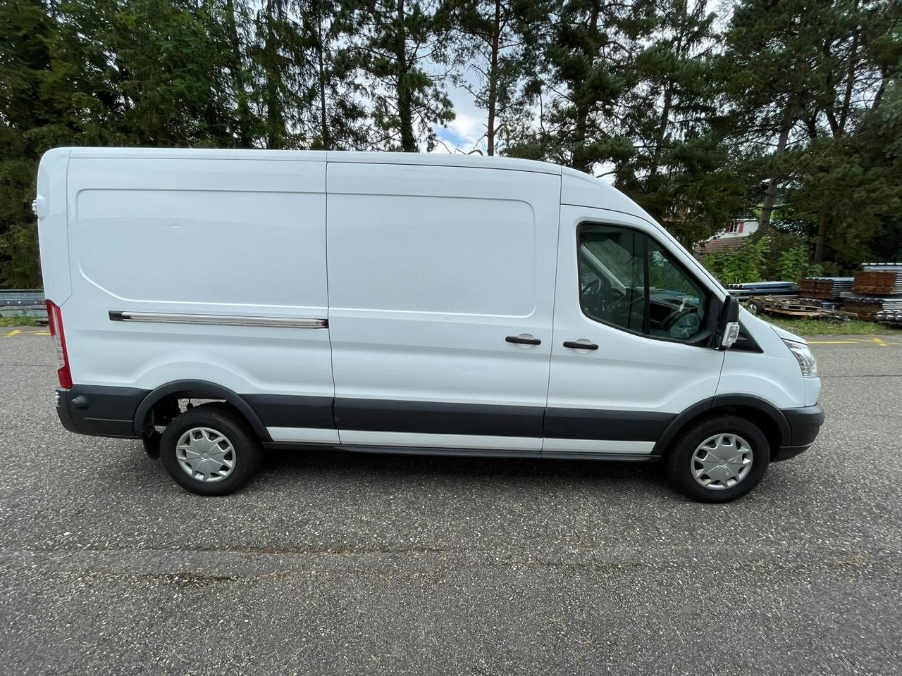 FORD Transit Van 350 L2 Ambiente 2.0 TDCi 170 RWD-image-5