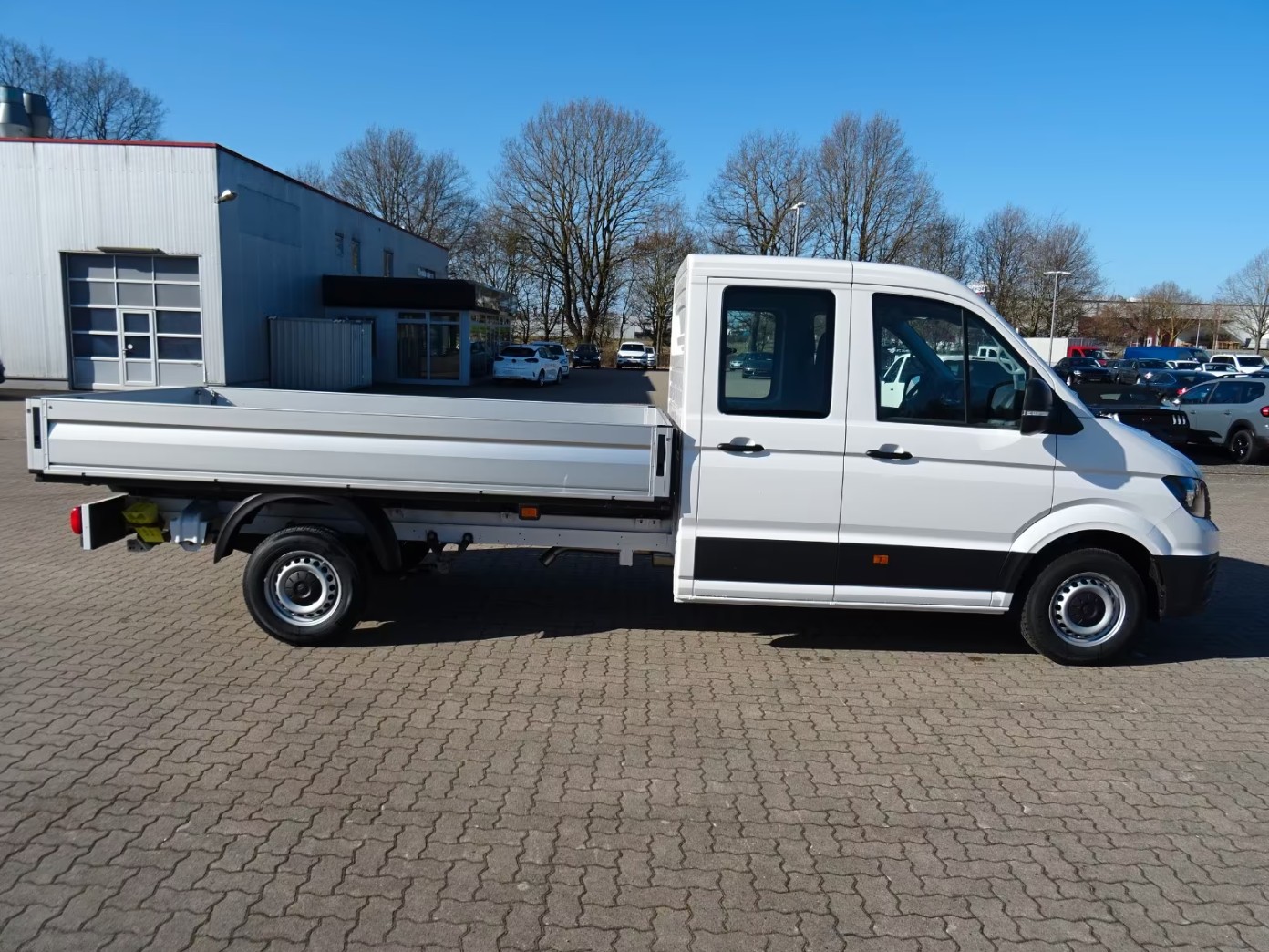 VW Crafter 35 2.0 TDI L4-image-1