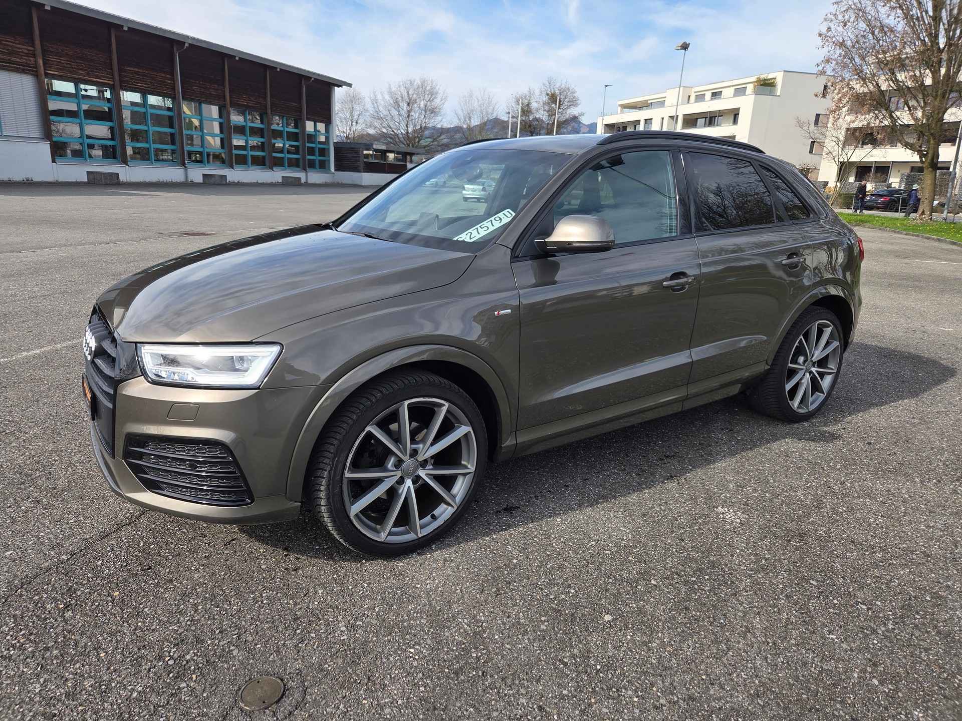 AUDI Q3 2.0 TDI sport quattro S-tronic