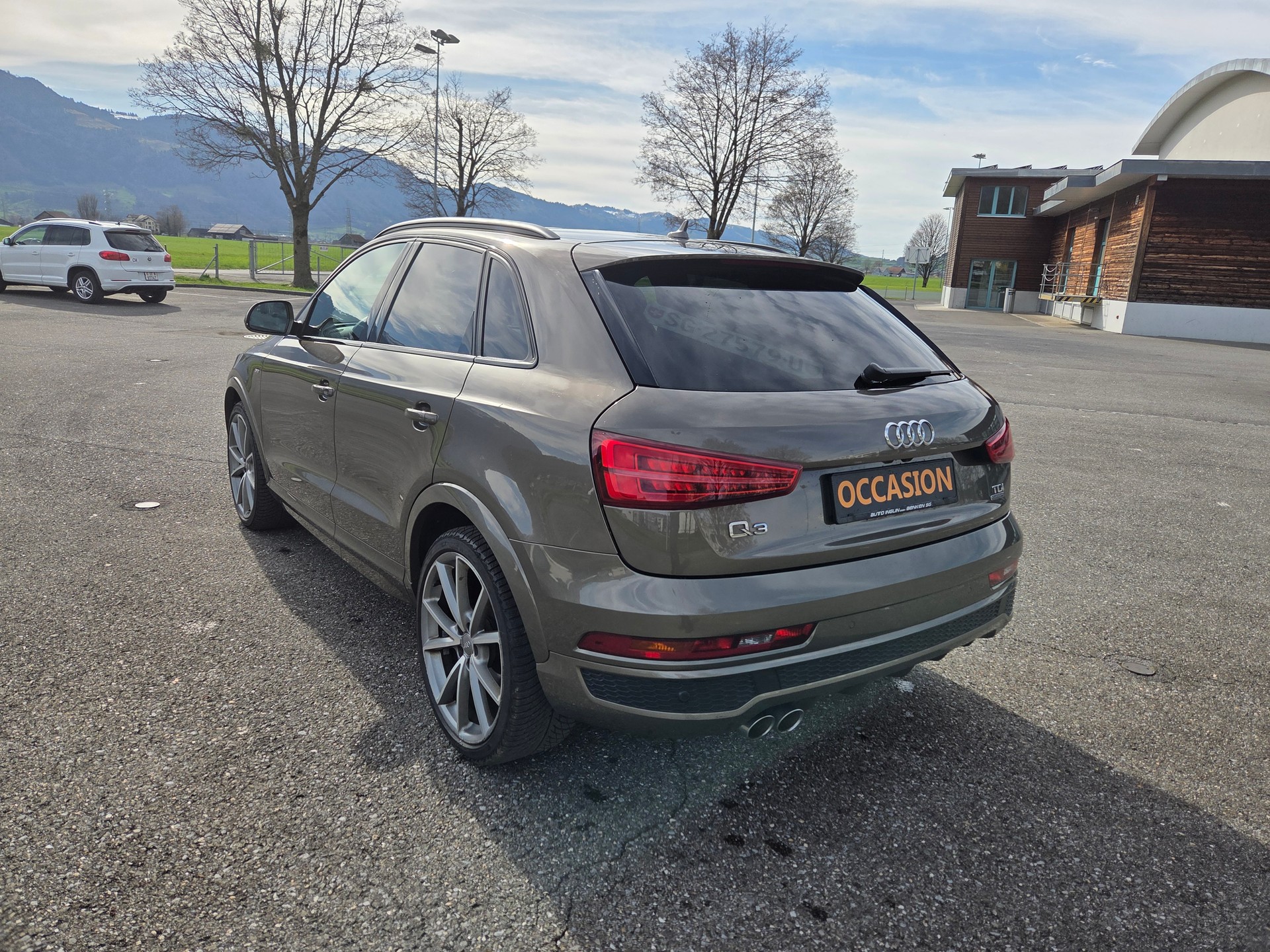 AUDI Q3 2.0 TDI sport quattro S-tronic-image-6