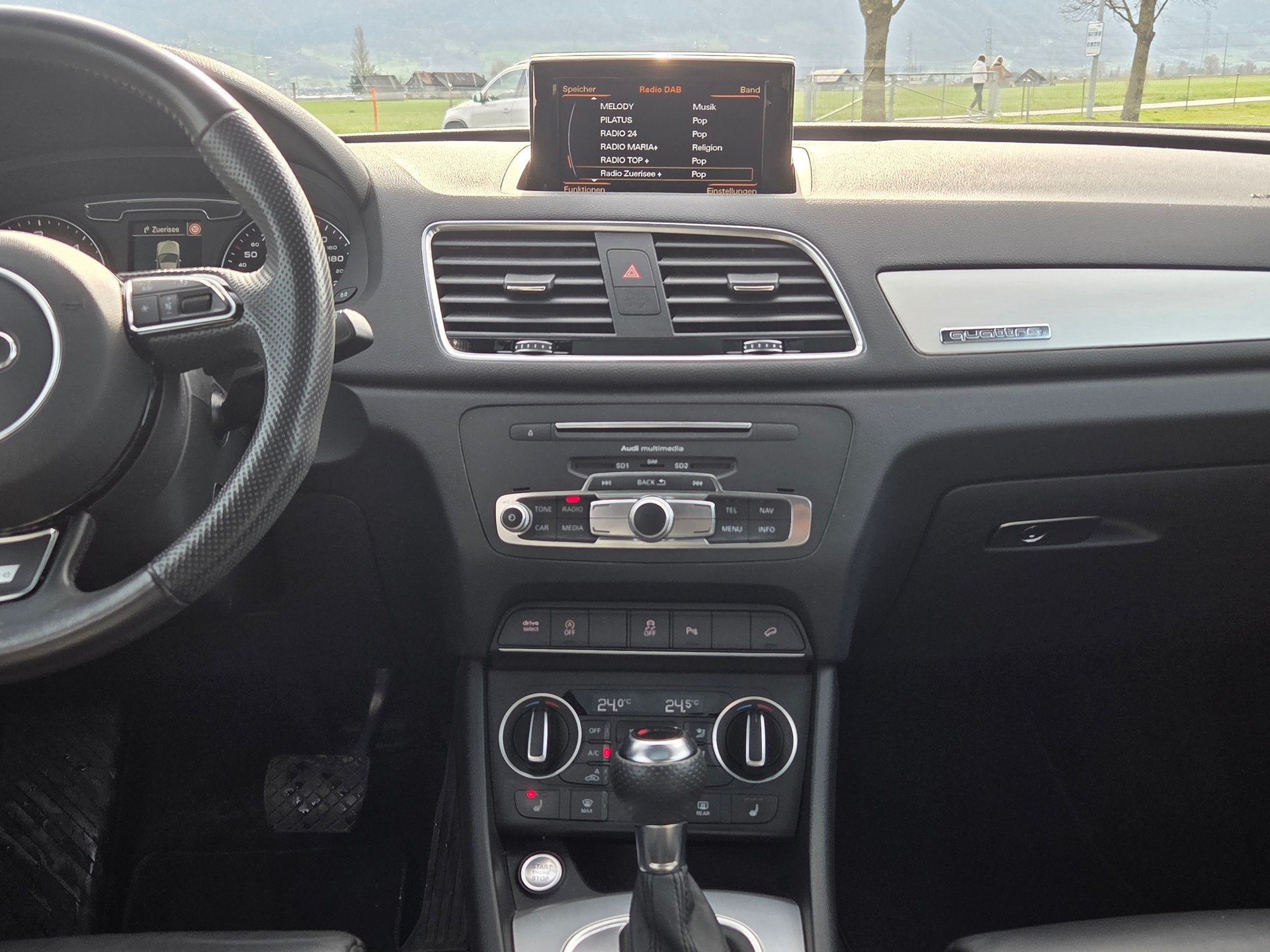 AUDI Q3 2.0 TDI sport quattro S-tronic-image-9