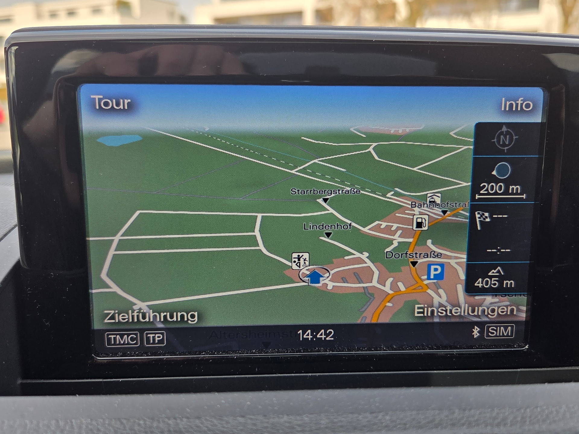 AUDI Q3 2.0 TDI sport quattro S-tronic-image-13