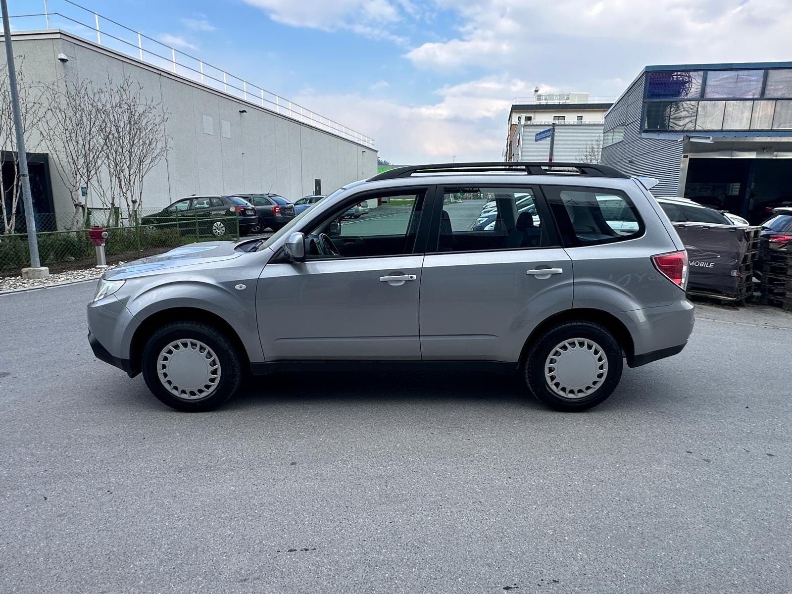 SUBARU Forester 2.0D XS Limited-image-6