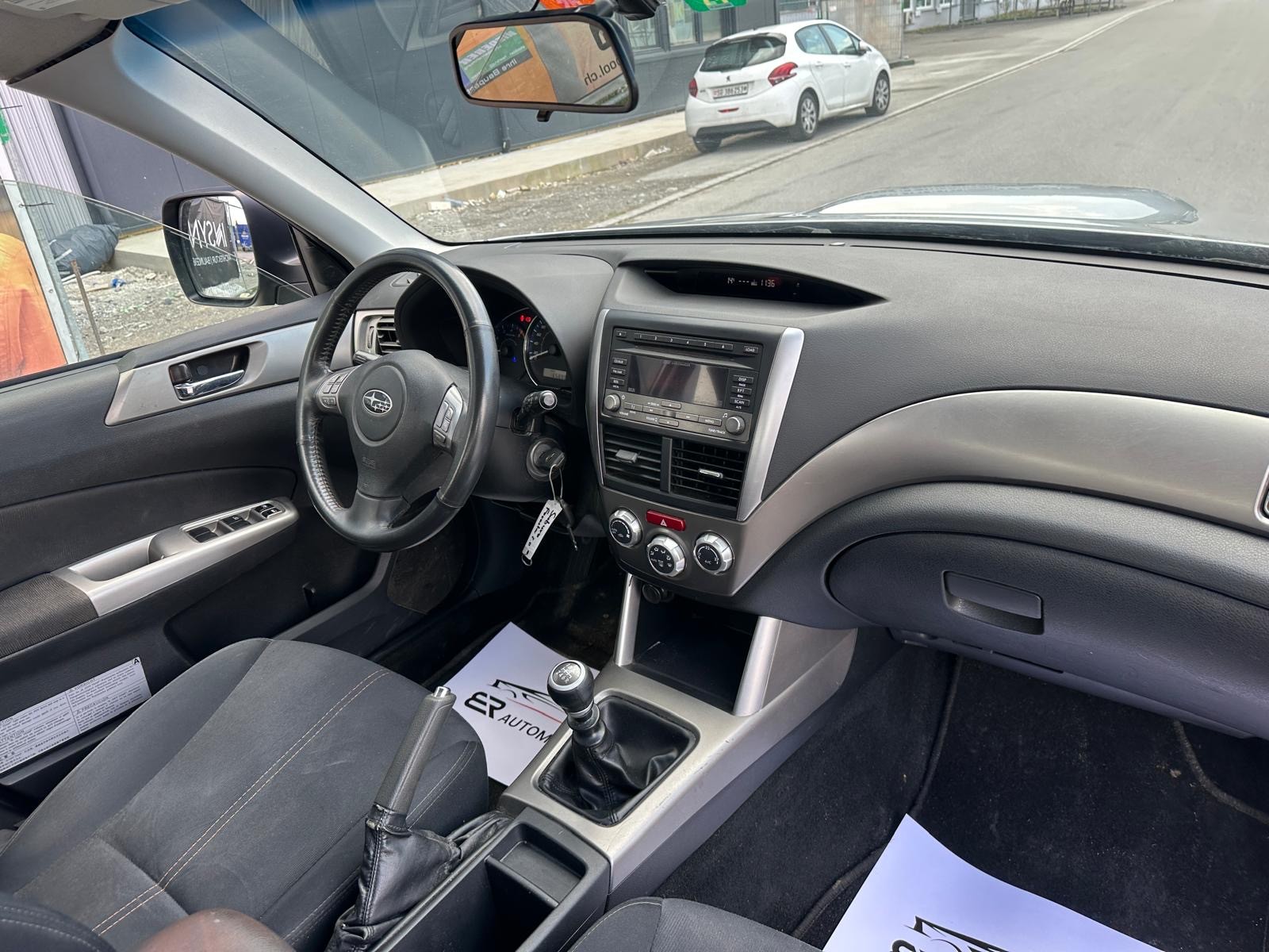 SUBARU Forester 2.0D XS Limited-image-11