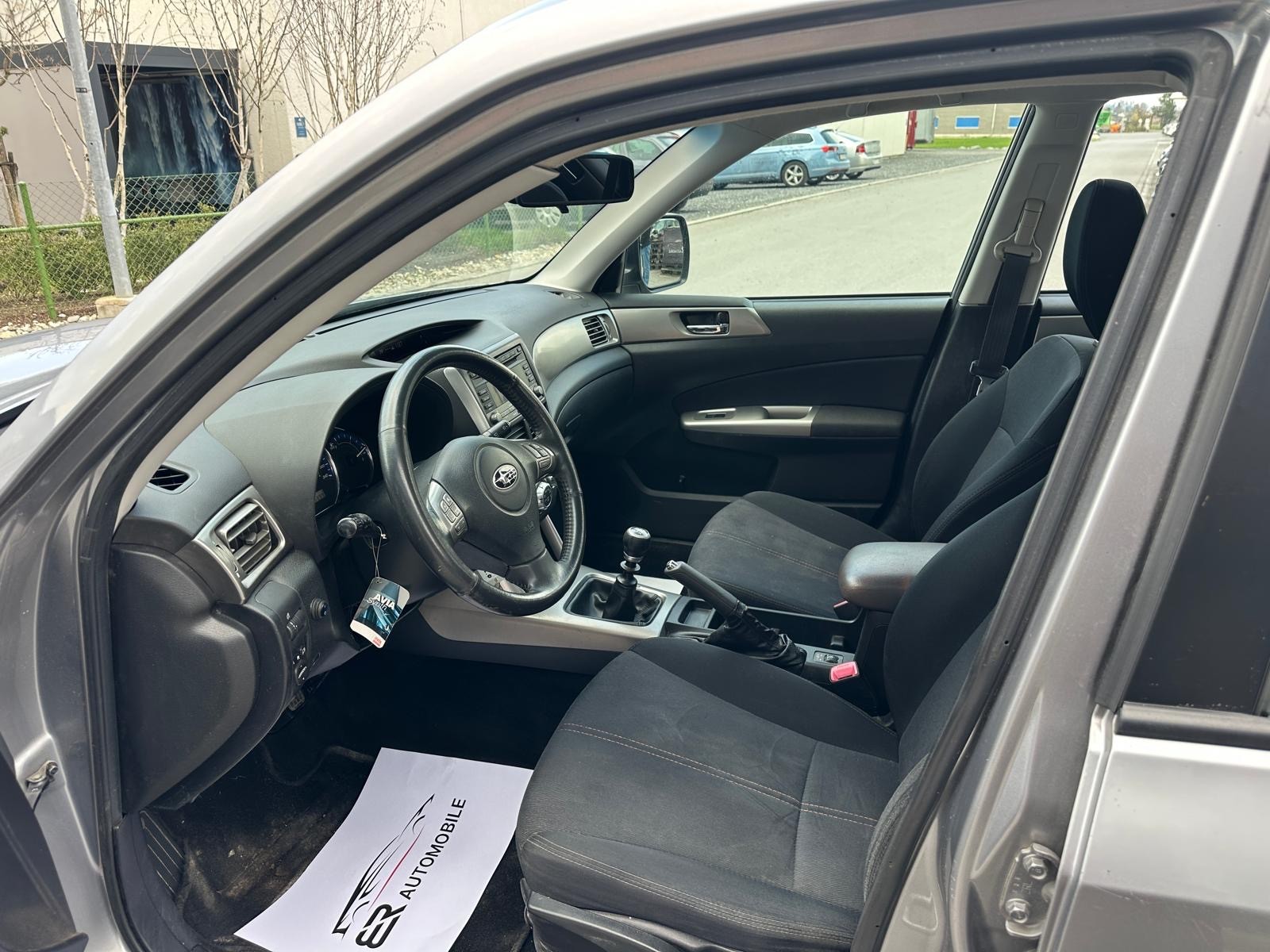 SUBARU Forester 2.0D XS Limited-image-9