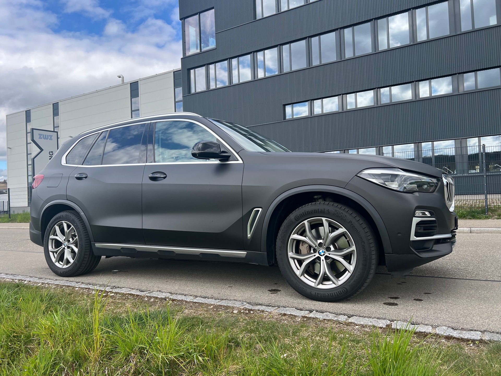 BMW X5 xDrive45e xLine Steptronic-image-7