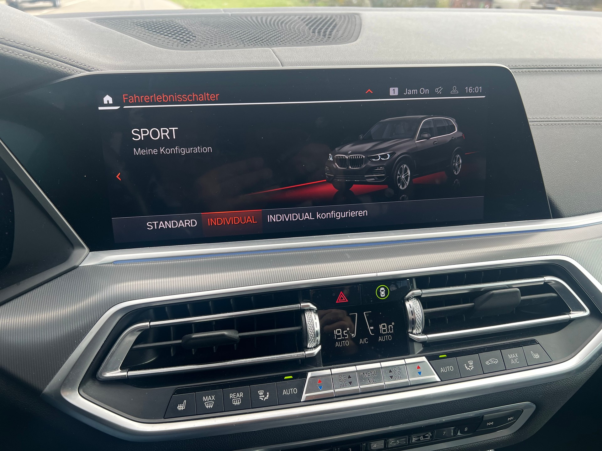 BMW X5 xDrive45e xLine Steptronic-image-21