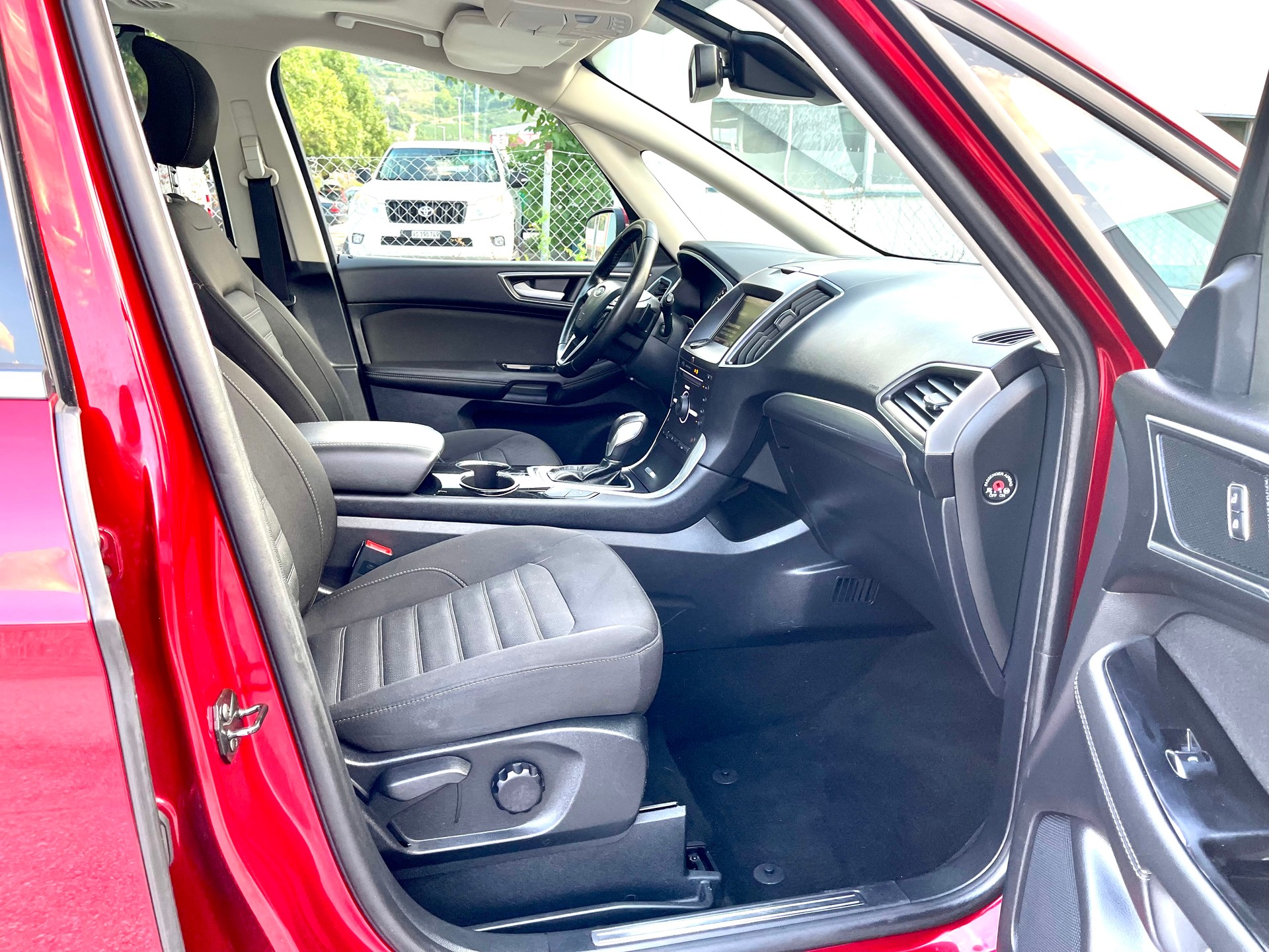 FORD Galaxy 2.0 TDCi Titanium AWD PowerShift-image-15