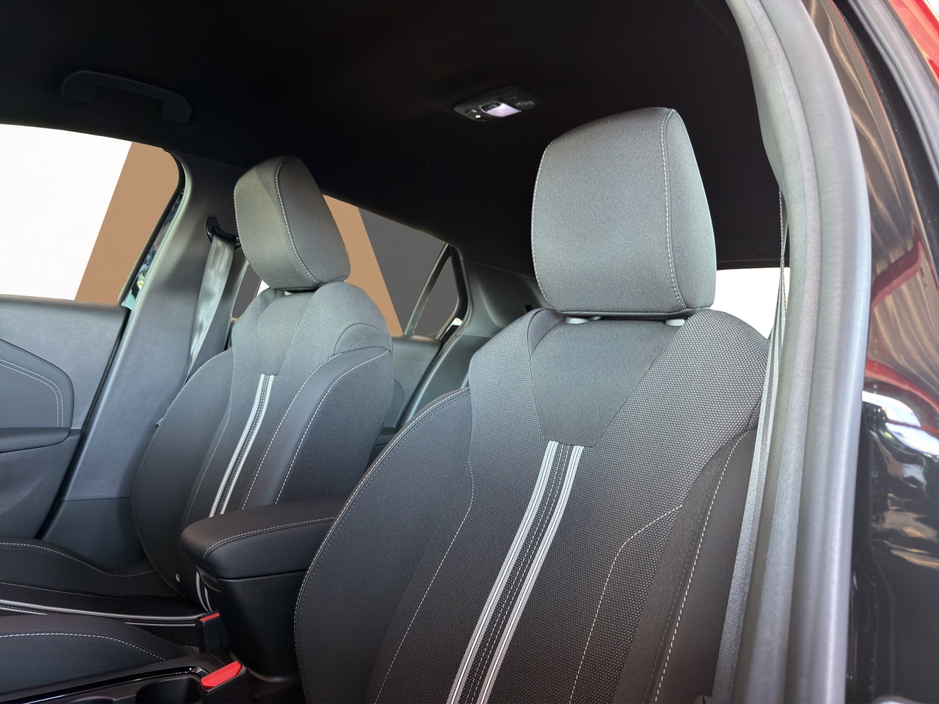 OPEL Corsa-e 156 GS Pack Winter-image-26