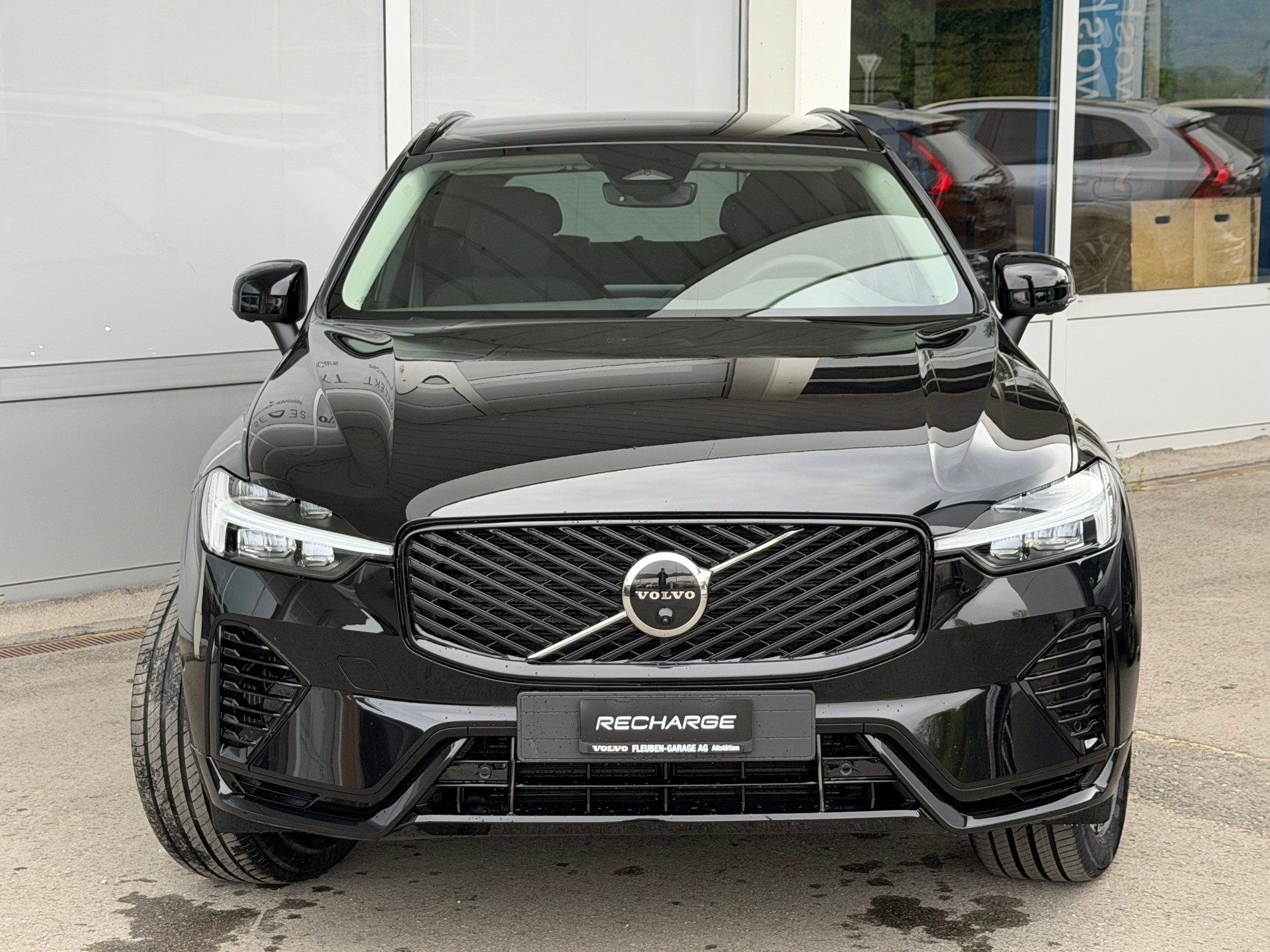 VOLVO XC60 T6 eAWD Plus Dark Geartronic-image-19