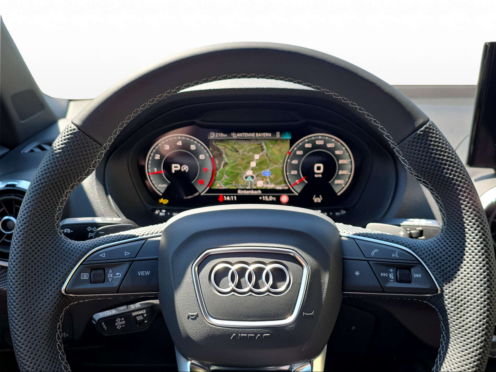 AUDI Q2 40 TFSI S line Attraction quattro S-tronic-image-4