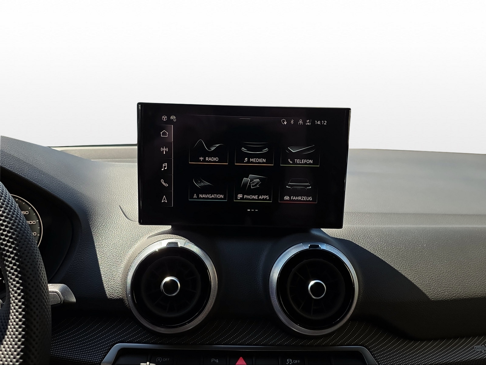 AUDI Q2 40 TFSI S line Attraction quattro S-tronic-image-8
