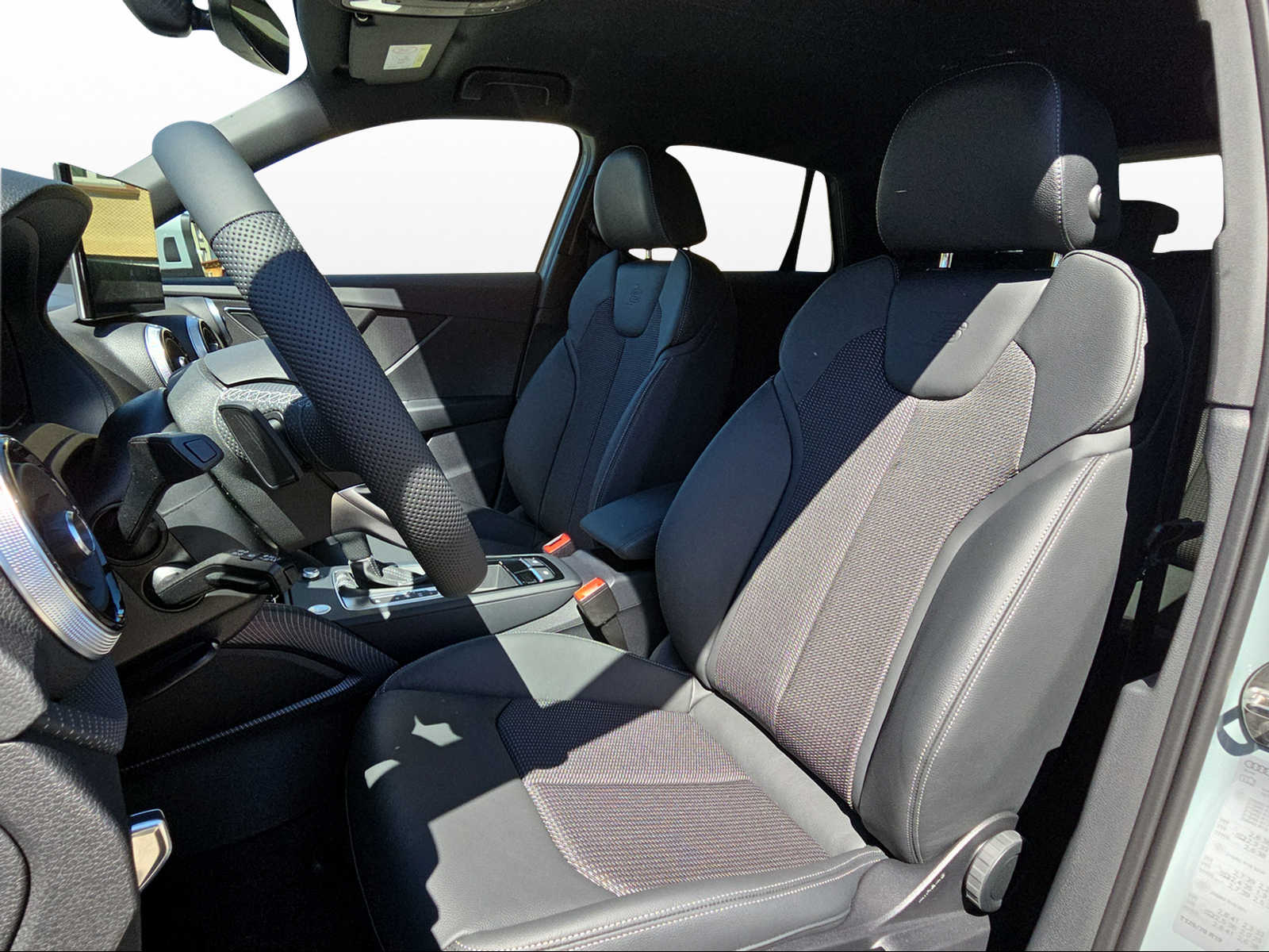 AUDI Q2 40 TFSI S line Attraction quattro S-tronic-image-7