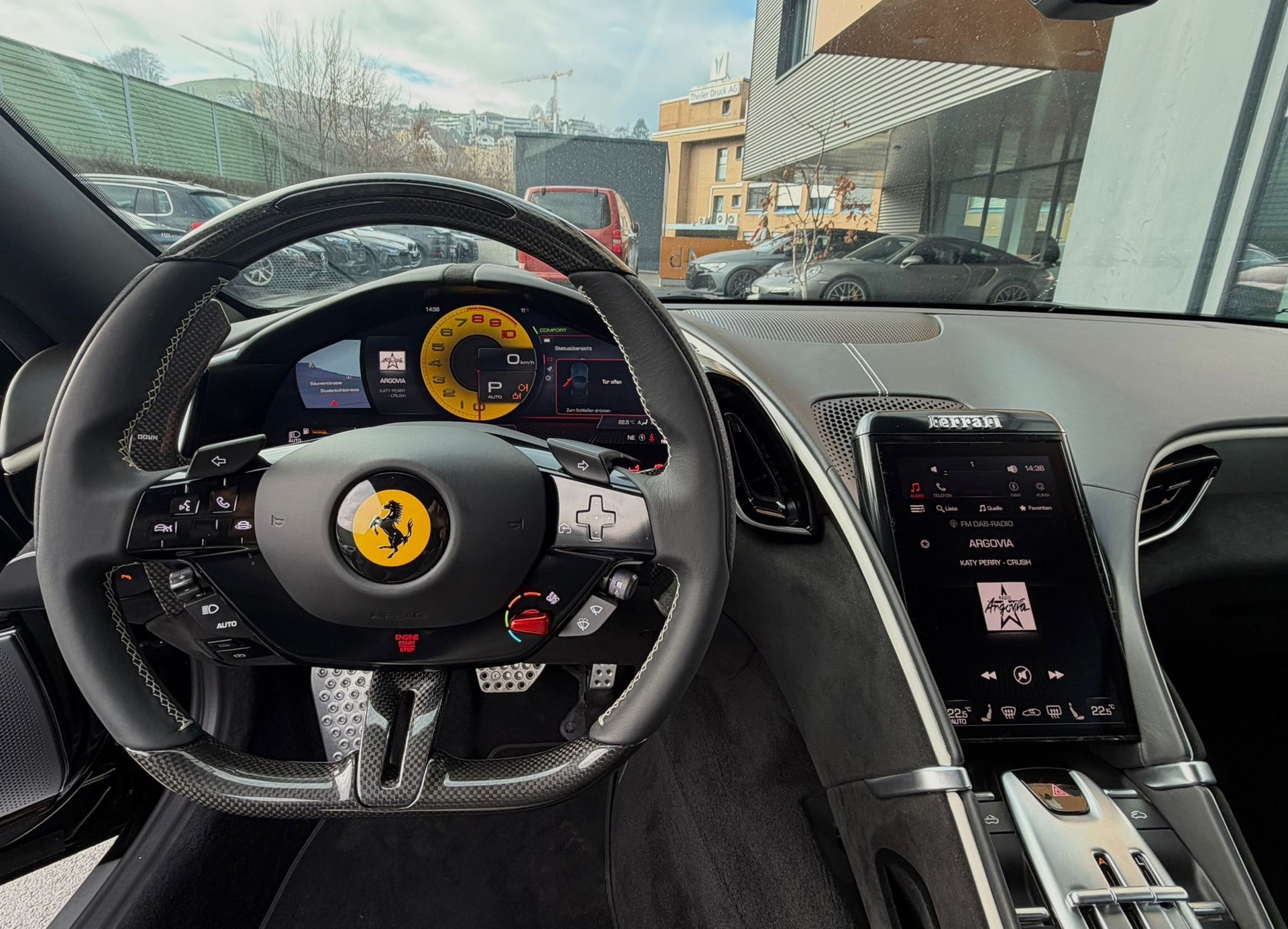 FERRARI Roma Spider 3.9 Turbo / CH Auslieferung-image-11