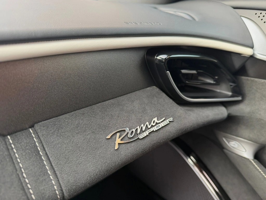 FERRARI Roma Spider 3.9 Turbo / CH Auslieferung-image-16