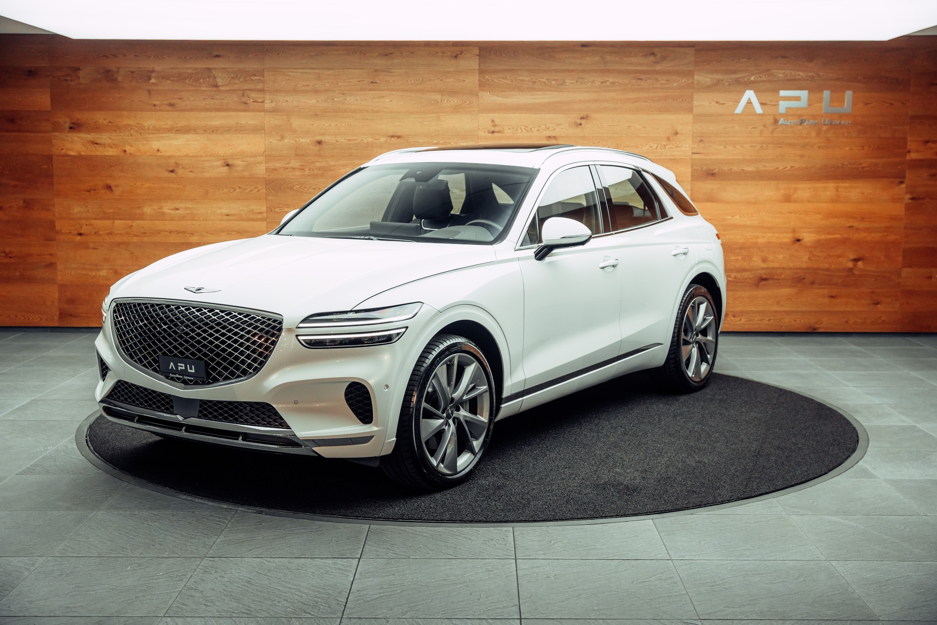 GENESIS GV70 2.5 TGDI Luxury AT8 AWD-image-3