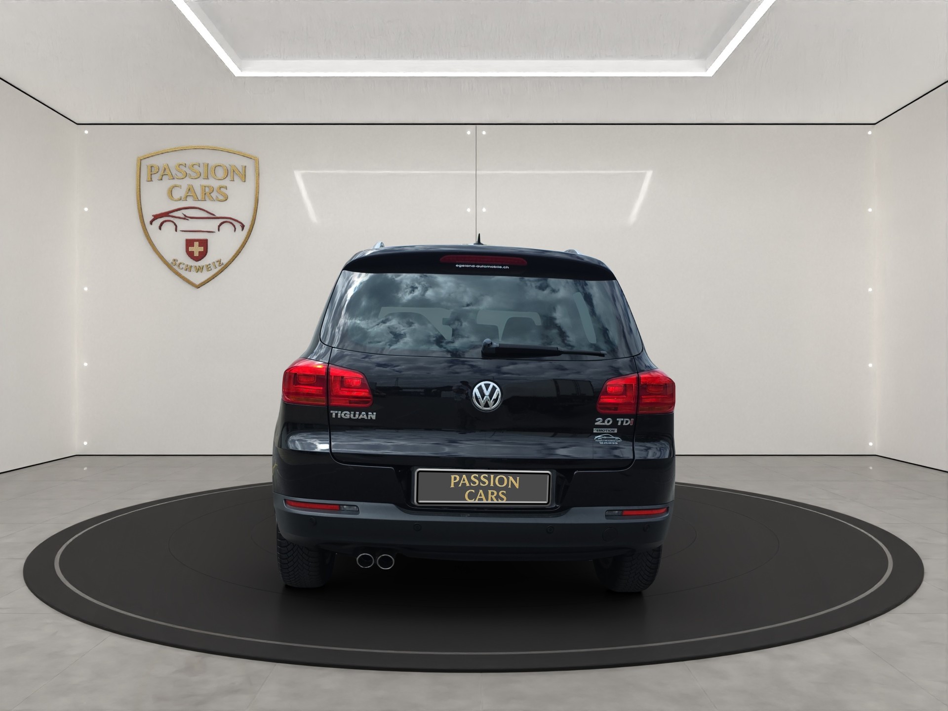 VW Tiguan 2.0 TDI BlueMotion Sport&Style 4Motion DSG-image-3