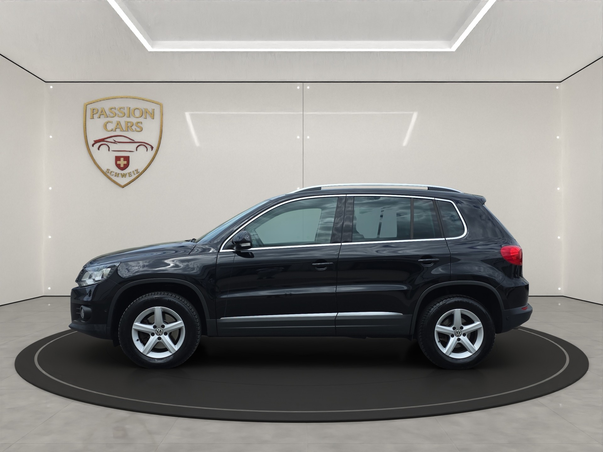 VW Tiguan 2.0 TDI BlueMotion Sport&Style 4Motion DSG-image-1