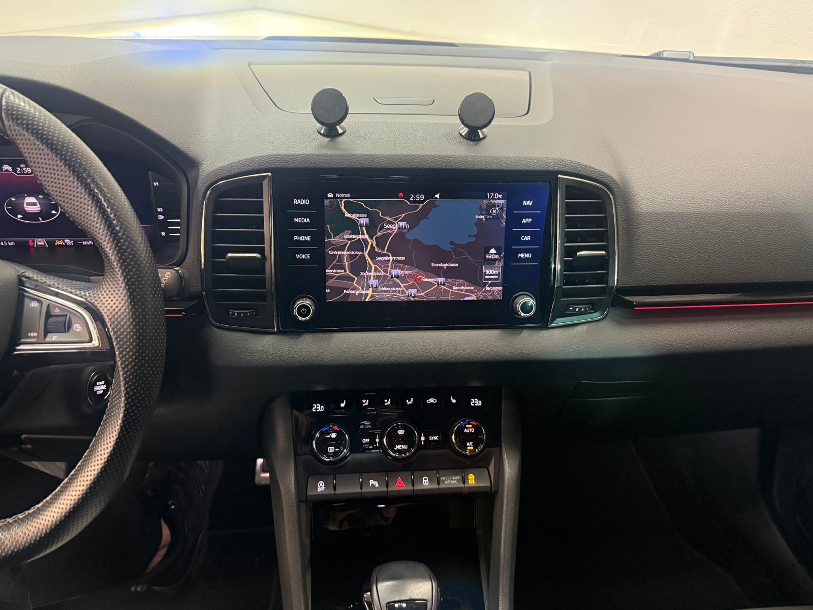 SKODA Karoq 1.5 TSI ACT SportLine DSG-image-10