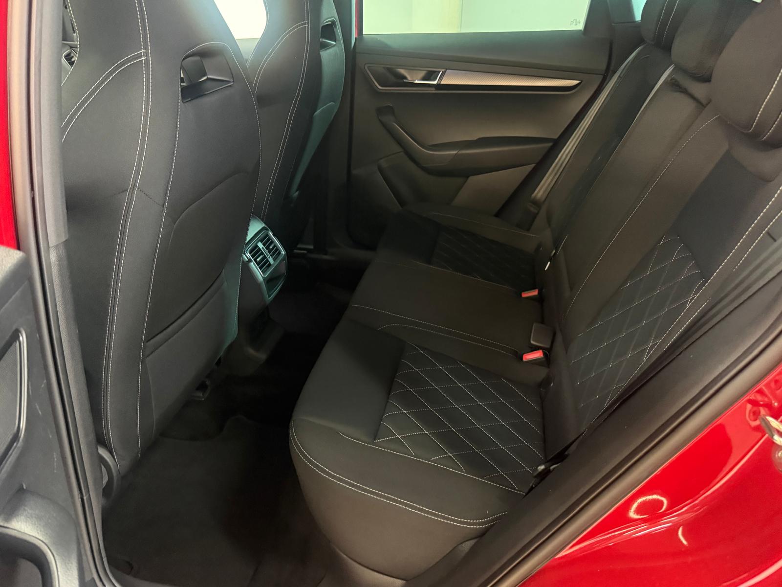 SKODA Karoq 1.5 TSI ACT SportLine DSG-image-8