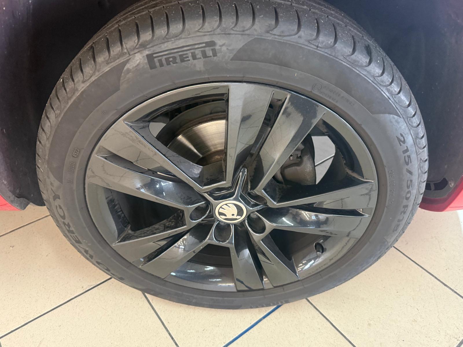 SKODA Karoq 1.5 TSI ACT SportLine DSG-image-4