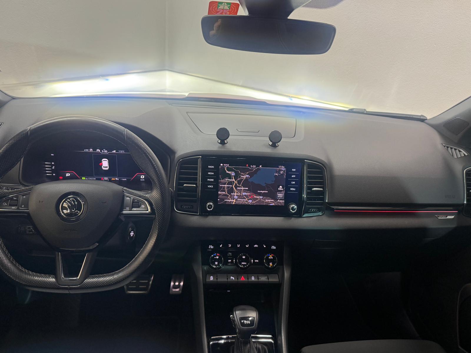 SKODA Karoq 1.5 TSI ACT SportLine DSG-image-7