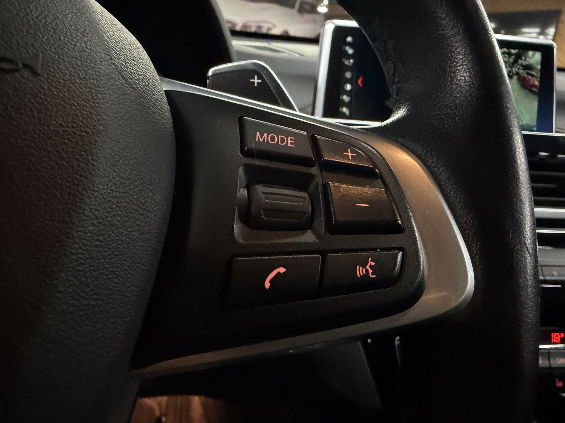 BMW X1 xDrive 20d xLine Steptronic-image-12