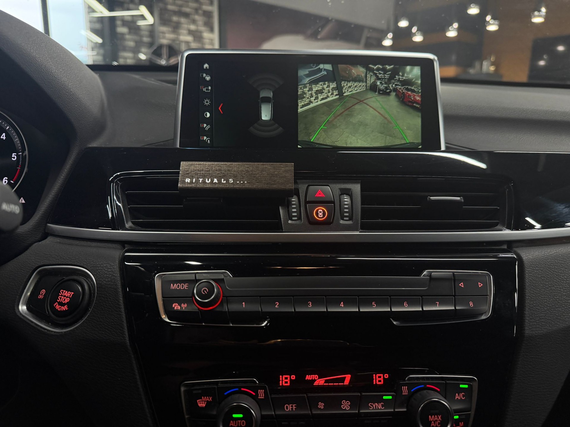 BMW X1 xDrive 20d xLine Steptronic-image-14