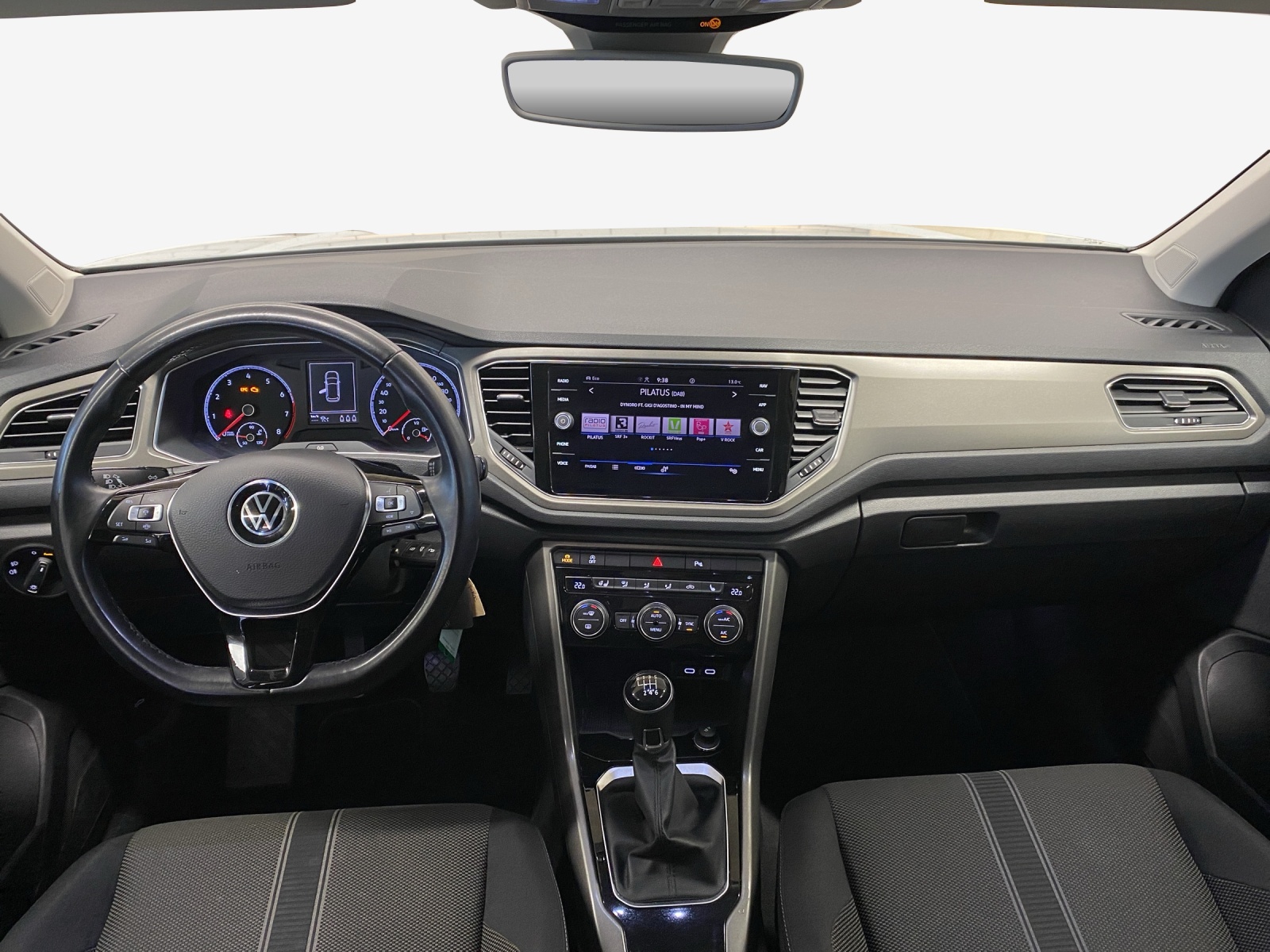 VW T-Roc 1.0 TSI Advance-image-8