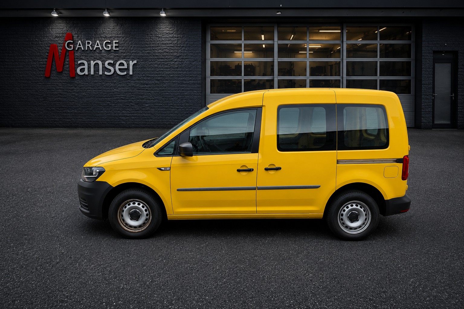 VW Caddy 2.0TDI 4Motion BlueMotion Technology-image-1