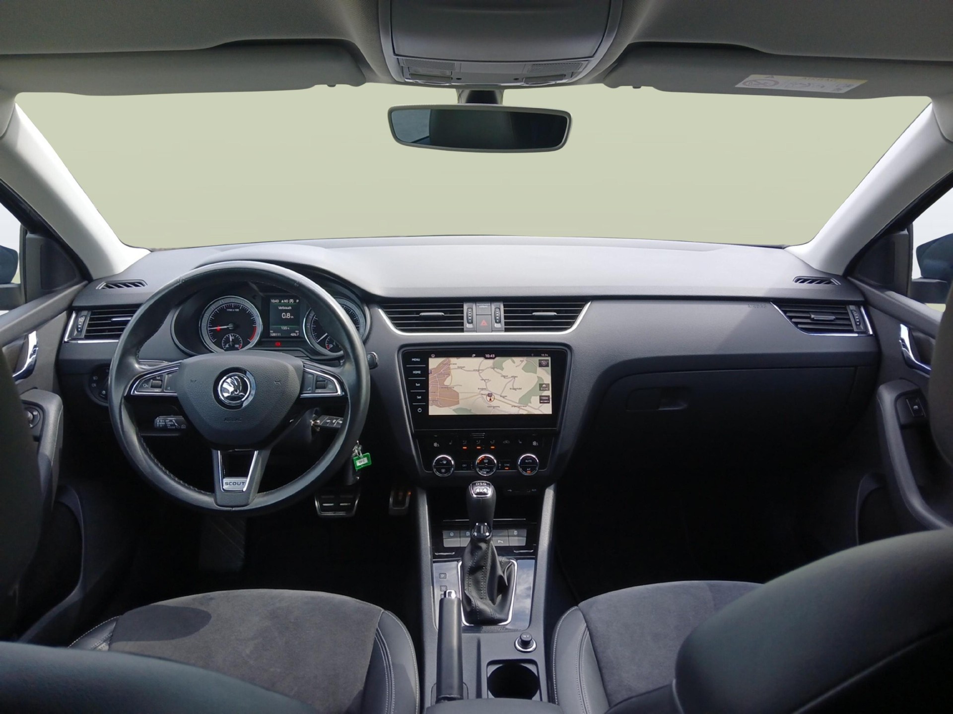 SKODA Octavia Scout 2.0 TDI 184 4x4 DSG-image-8