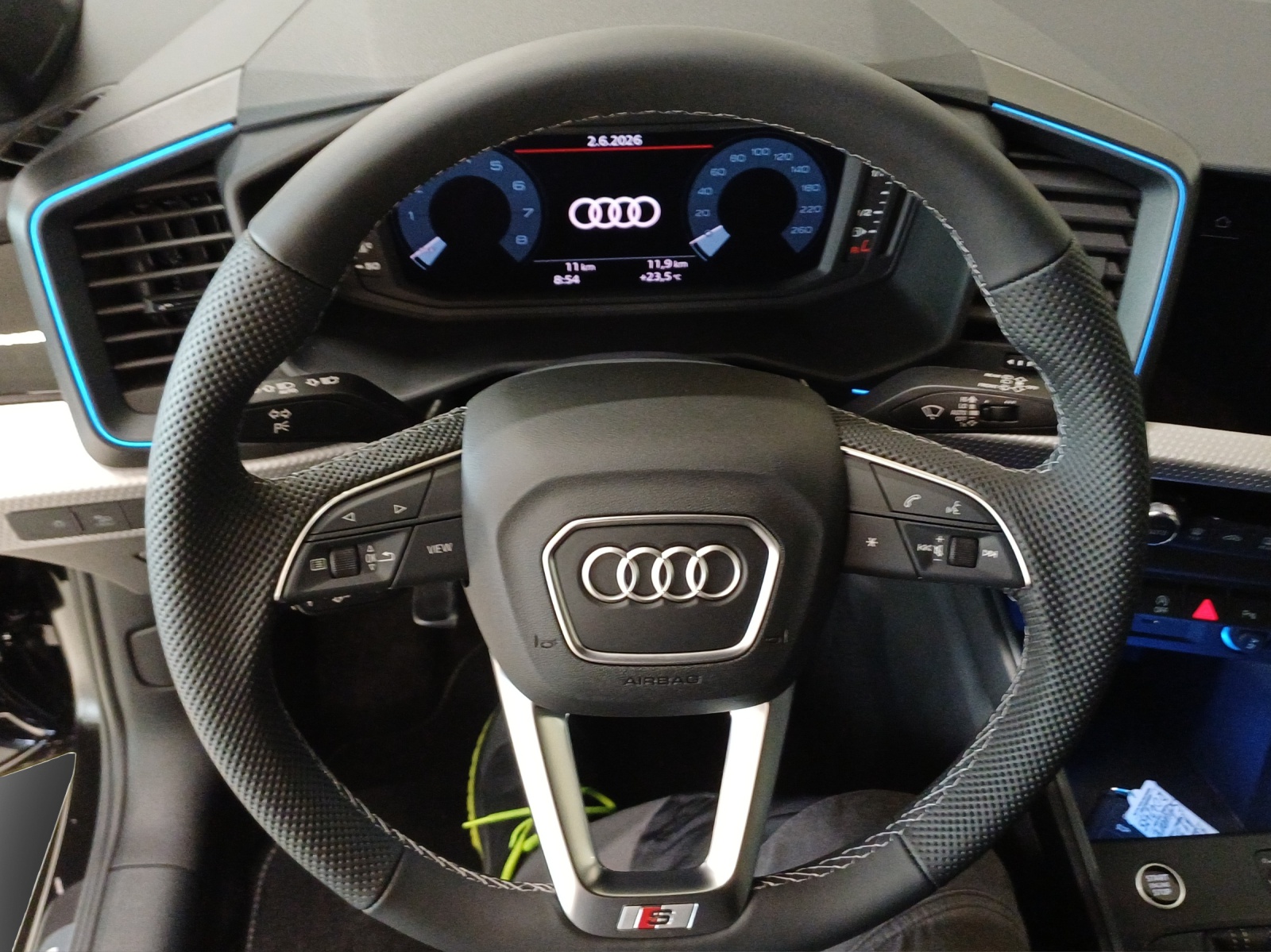 AUDI A1 Sportback 30 TFSI S Line Attraction S-tronic-image-9