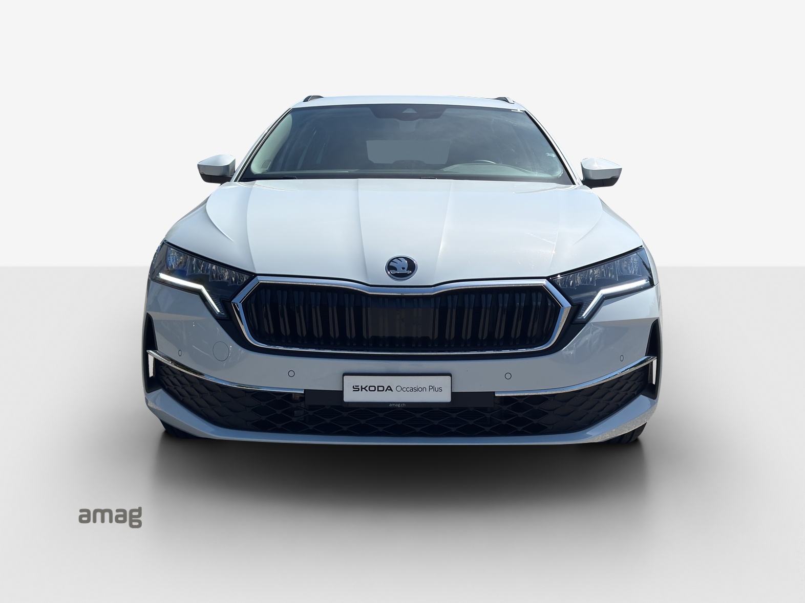 SKODA Octavia Combi 1.5 TSI mHEV DSG Selection Launch-image-6