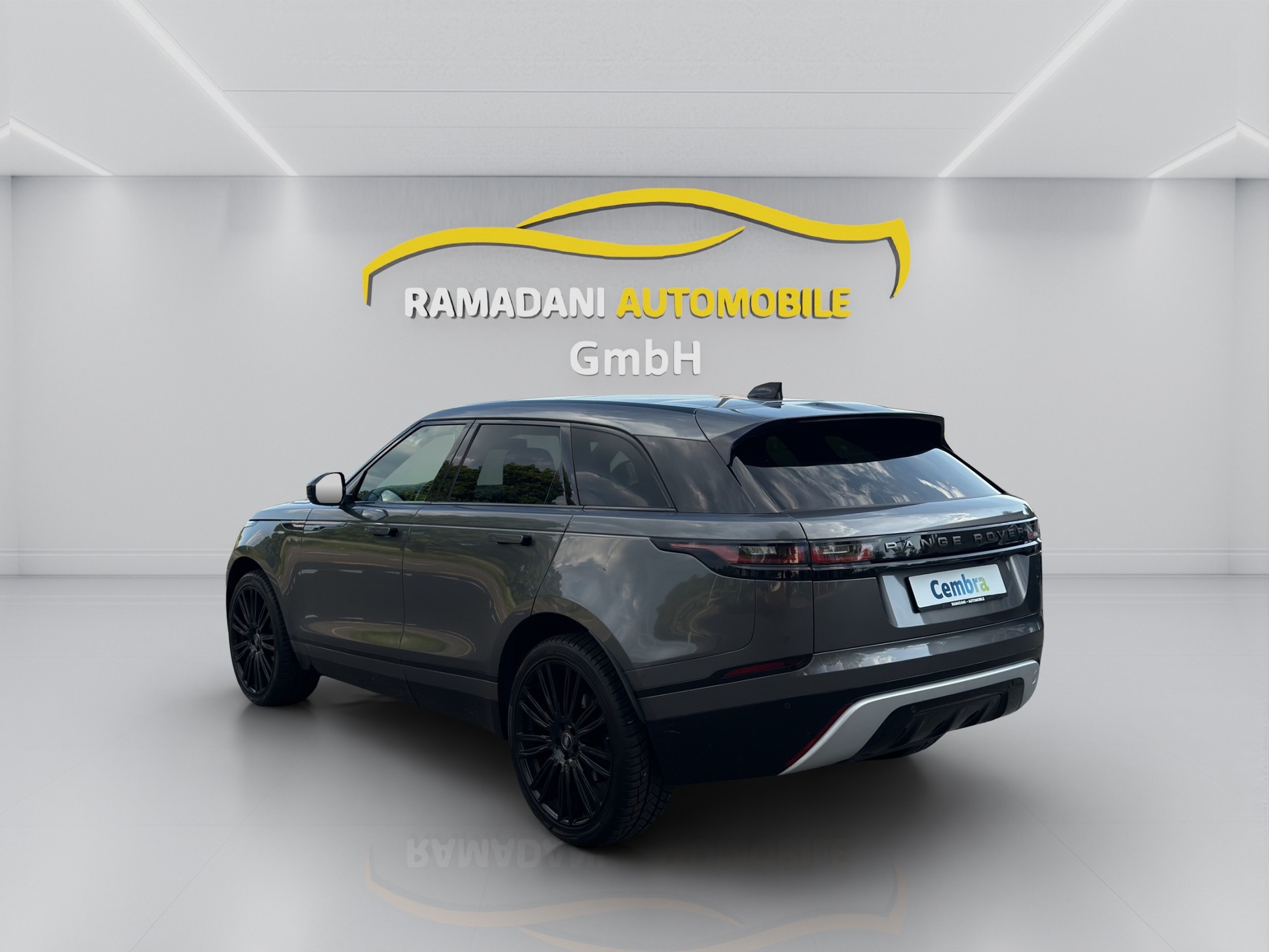 LAND ROVER Range Rover Velar R-Dynamic D 240 S Automatic-image-3
