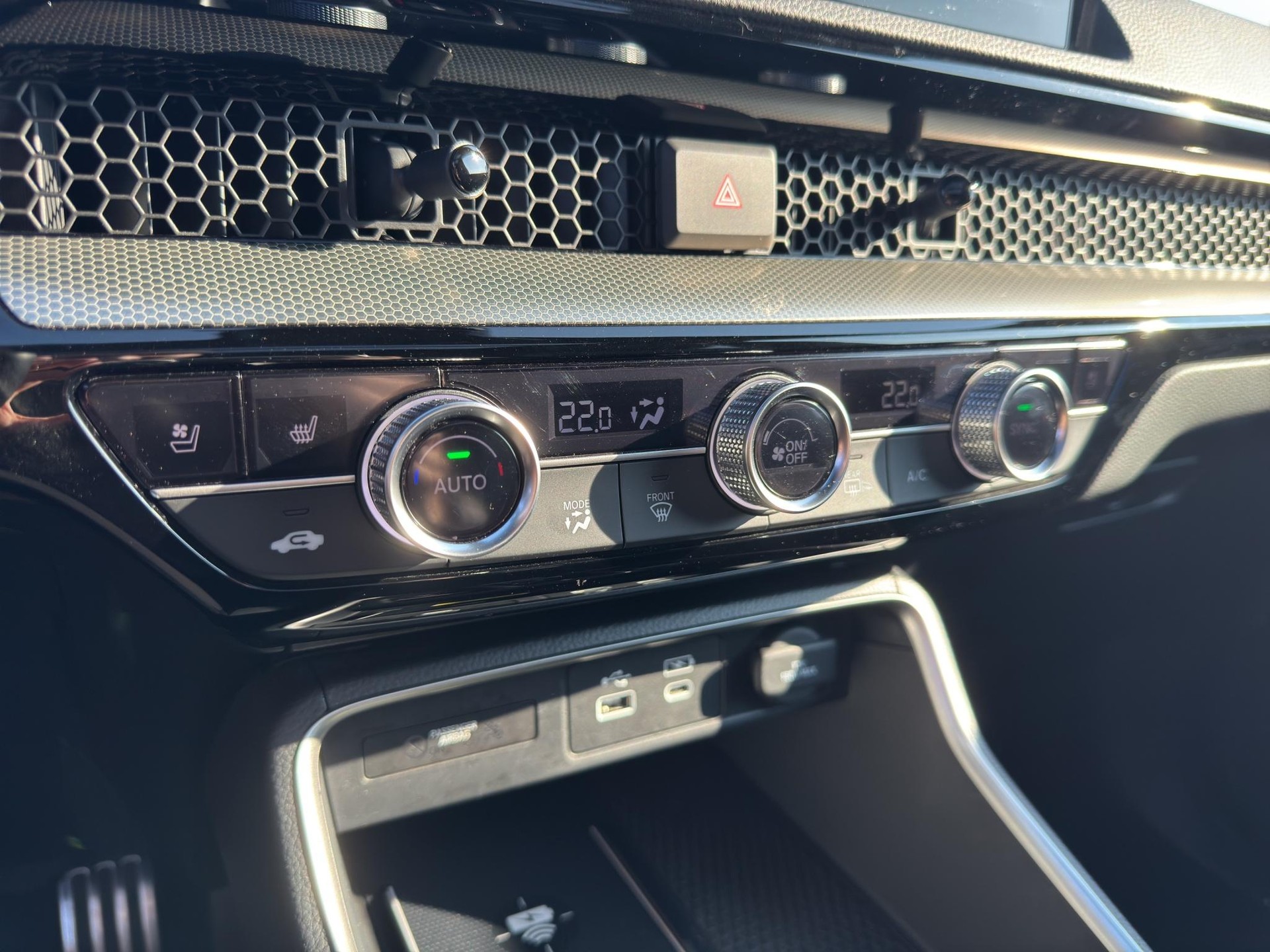 HONDA CR-V 2.0 i-MMD Plug-in Hybrid Advance Tech 2WD-image-15