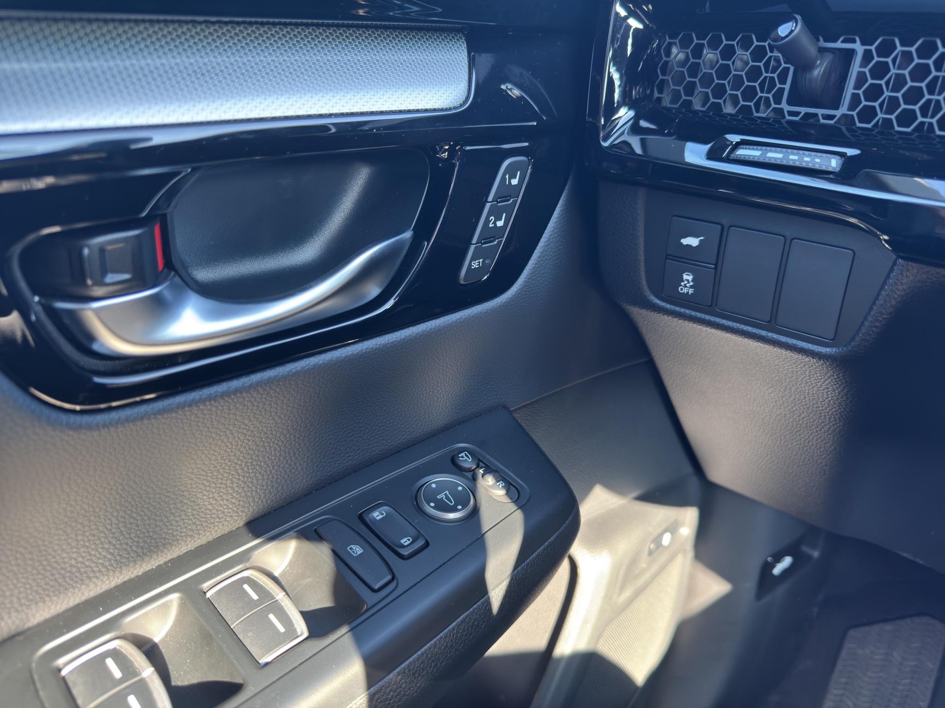 HONDA CR-V 2.0 i-MMD Plug-in Hybrid Advance Tech 2WD-image-13