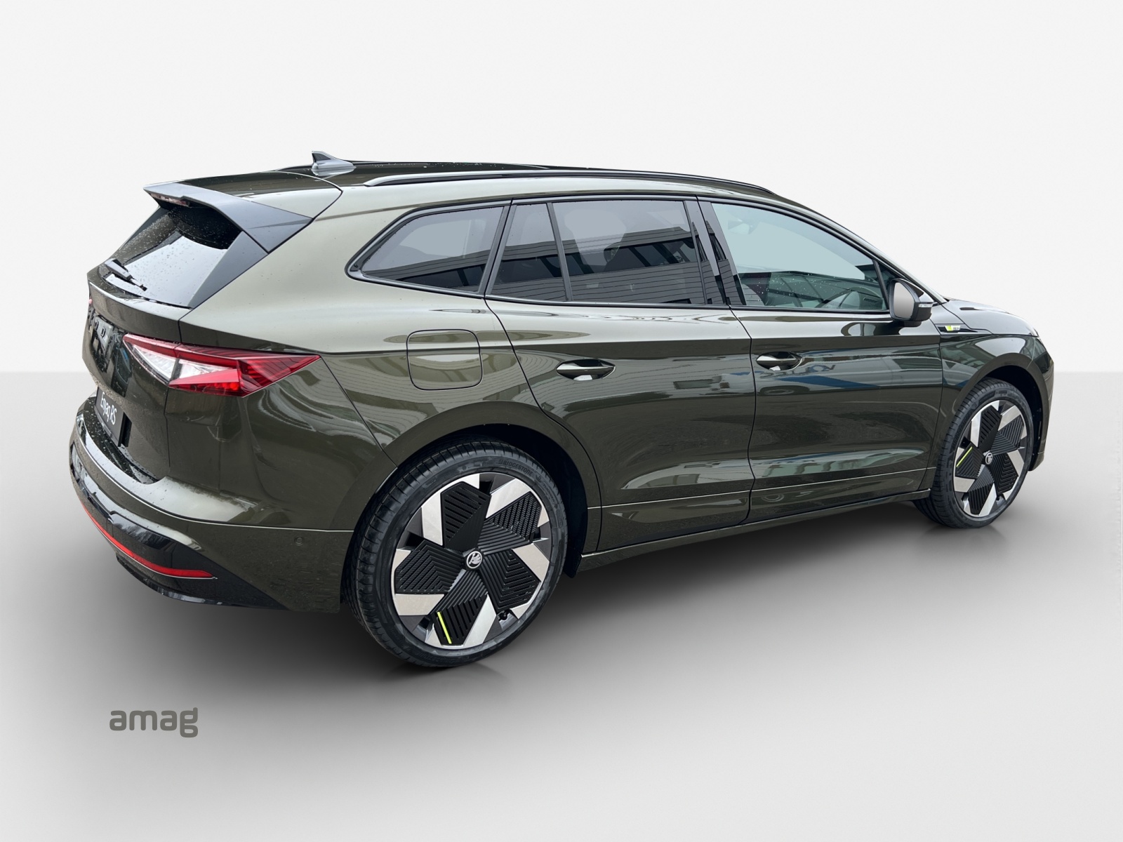SKODA Enyaq 4x4 RS-image-11