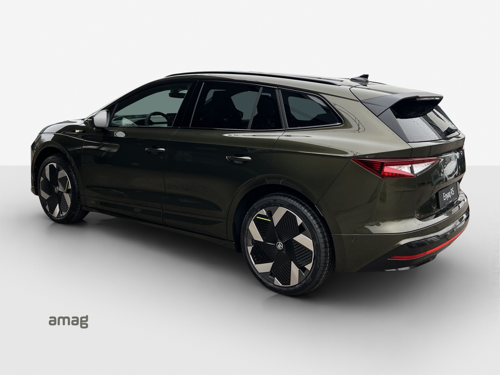 SKODA Enyaq 4x4 RS-image-2