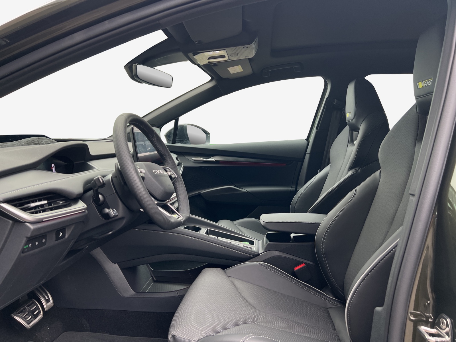 SKODA Enyaq 4x4 RS-image-13