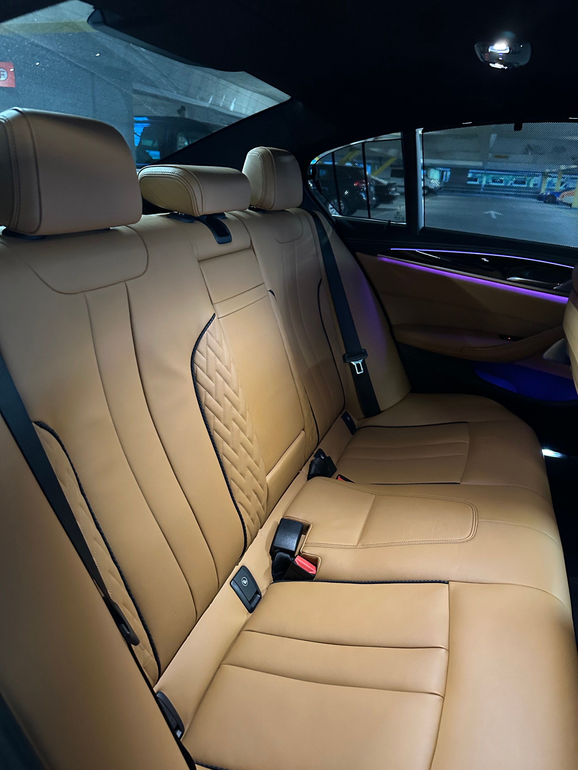 BMW M550i xDrive SAG-image-5