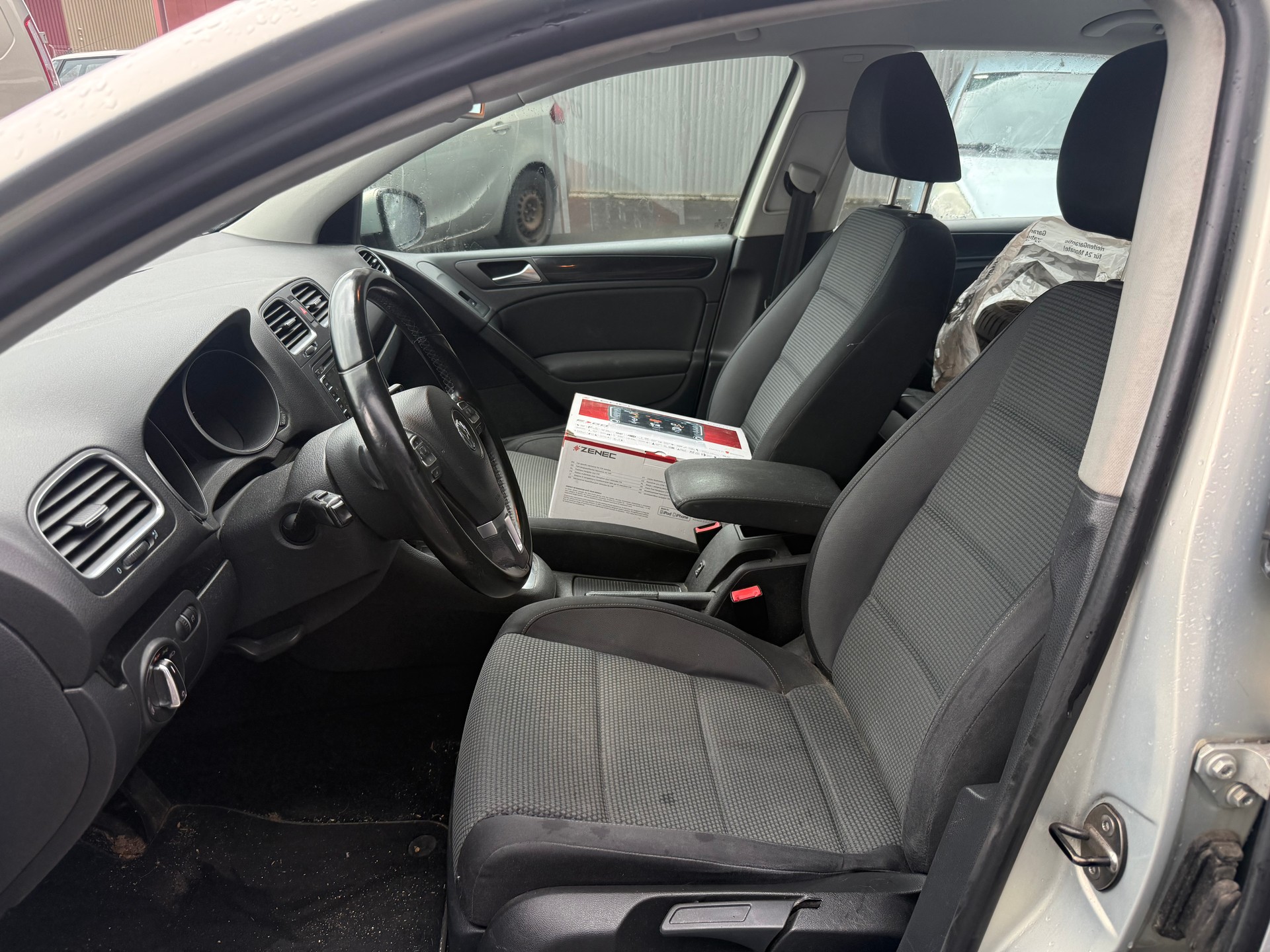 VW Golf 1.4 TSI Team DSG-image-5