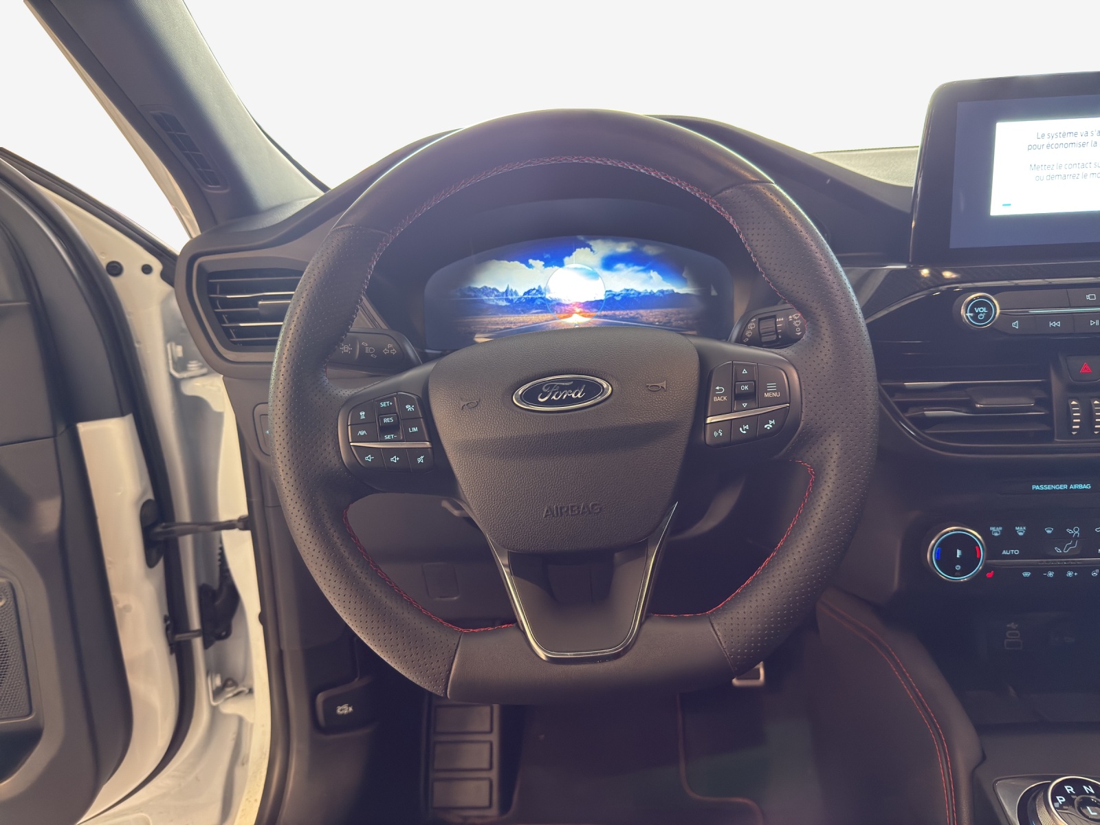 FORD Kuga 2.5 FHEV ST-Line X 4WD-image-9