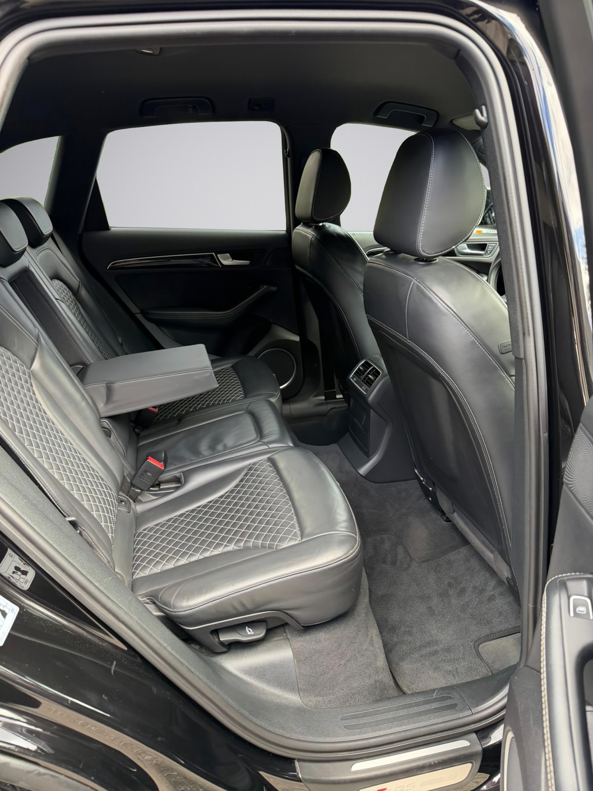 AUDI SQ5 3.0 TDI plus quattro tiptronic * 340 PS *-image-10